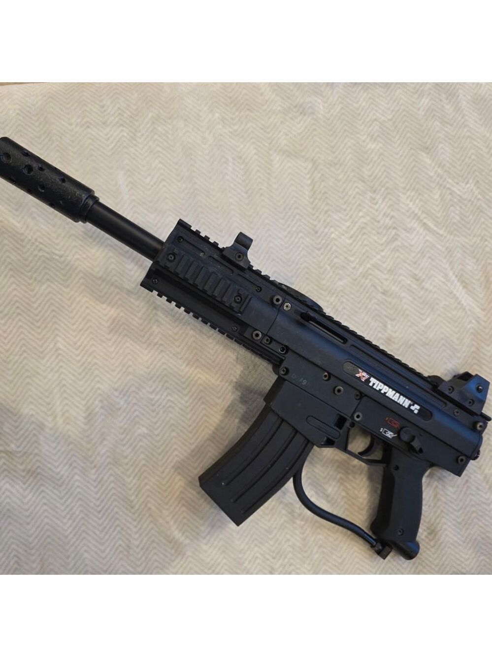 Tippmann X7 Paintball Marker - Picture 8 of 11